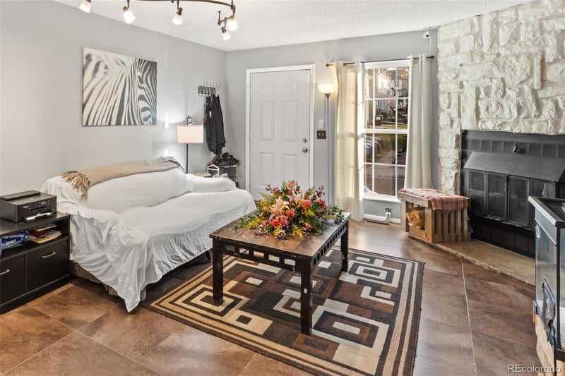 3643 Queen Anne Way, Colorado Springs, CO 80917