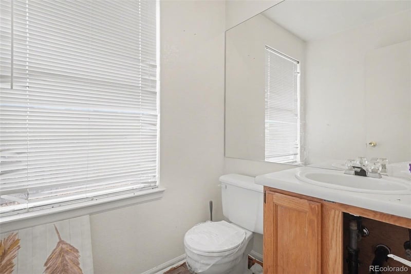 2758 Cathay Ct, Aurora, CO 80013