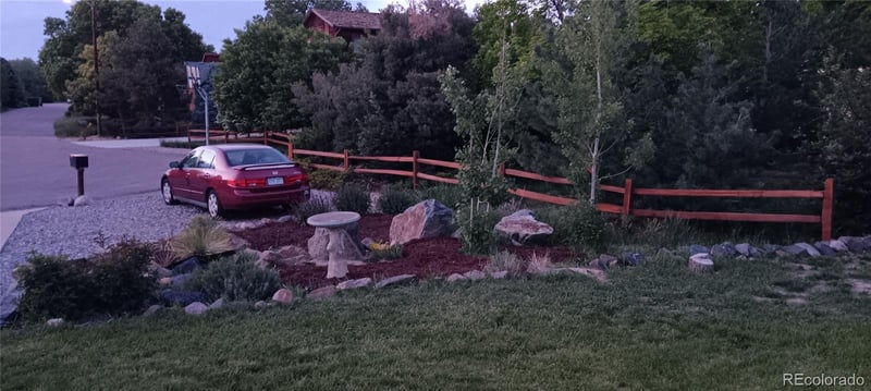 1050 S Florence St, Denver, CO 80247