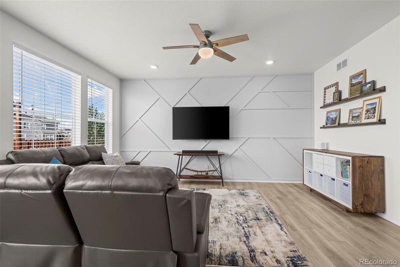 10985 Wheeling St, Commerce, CO 80022