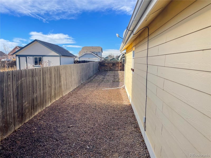 3029 Renshaw St, Strasburg, CO 80136
