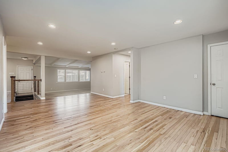 1742 Jamaica St, Aurora, CO 80010