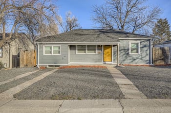 1742 Jamaica St, Aurora, CO 80010