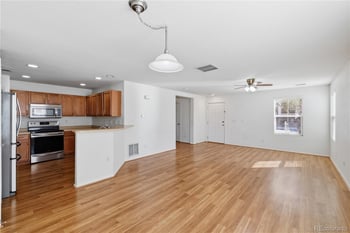 17262 Kansas Dr, Aurora, CO 80017