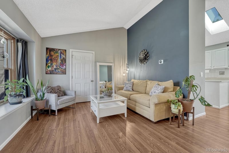 4152 Dunkirk Way, Aurora, CO 80013