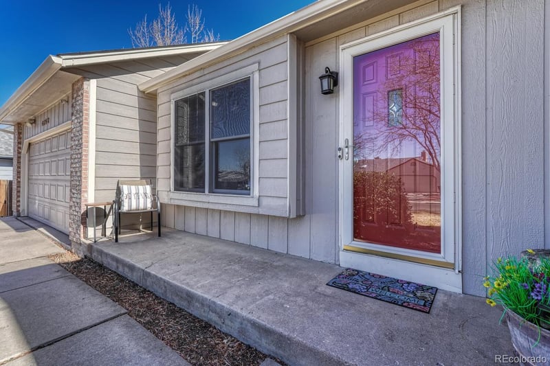 4152 Dunkirk Way, Aurora, CO 80013