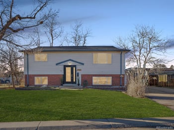 9585 Damon Dr, Northglenn, CO 80260