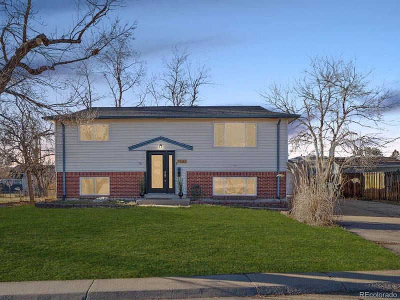 9585 Damon Dr, Northglenn, CO 80260