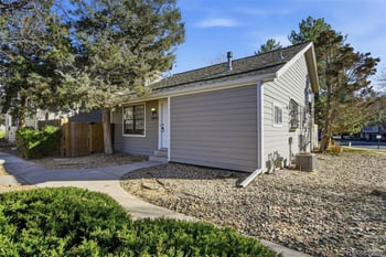 2993 Revere St, Aurora, CO 80014
