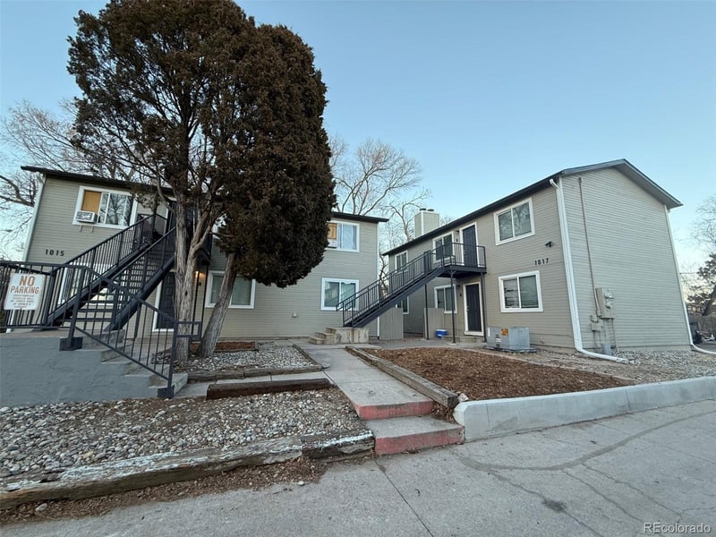 1015-1017 Bennett Ave, Colorado Springs, CO 80909