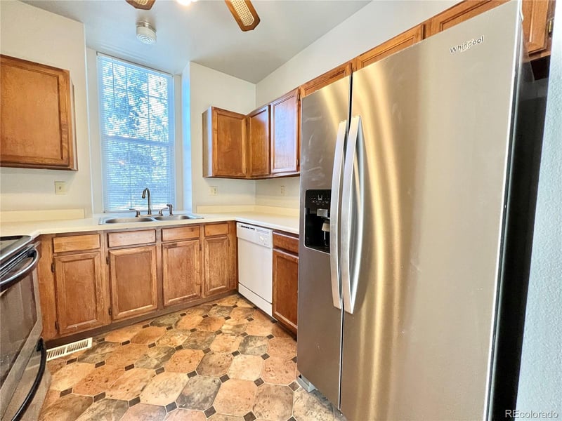 10562 Routt Ln, Broomfield, CO 80021