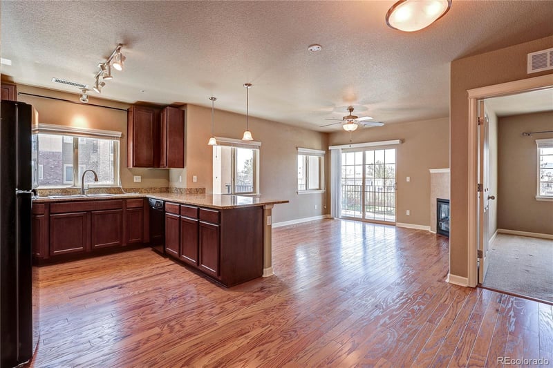 1162 Rockhurst Dr #204, Highlands Ranch, CO 80129