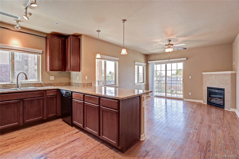 1162 Rockhurst Dr #204, Highlands Ranch, CO 80129