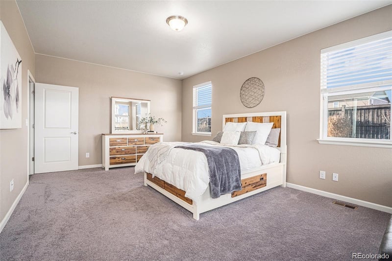 15619 Syracuse Way, Thornton, CO 80602