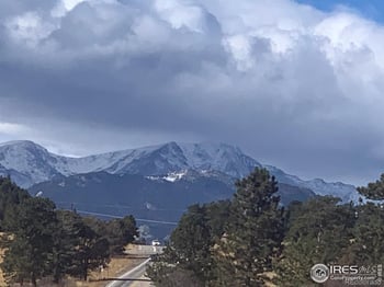 582 Meadowview Dr, Estes Park, CO 80517