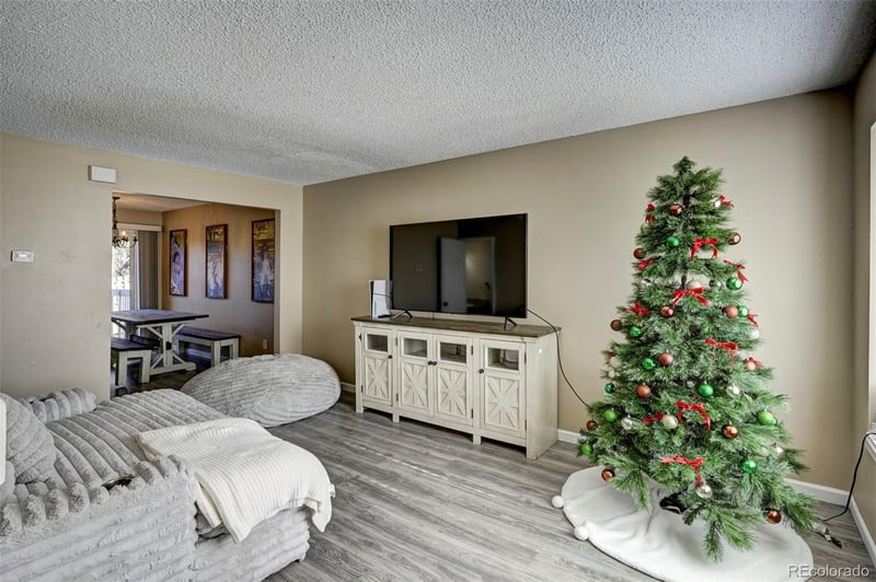 524 Shady Crest Cir, Colorado Springs, CO 80916