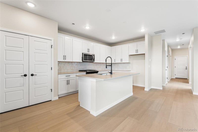 13182 Barefoot Lakes Pw, Firestone, CO 80504