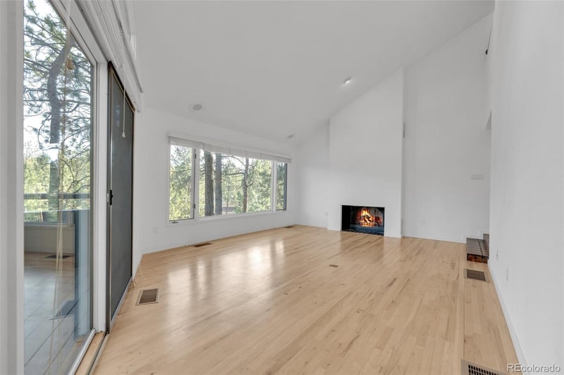 4966 Delaware Dr, Larkspur, CO 80118