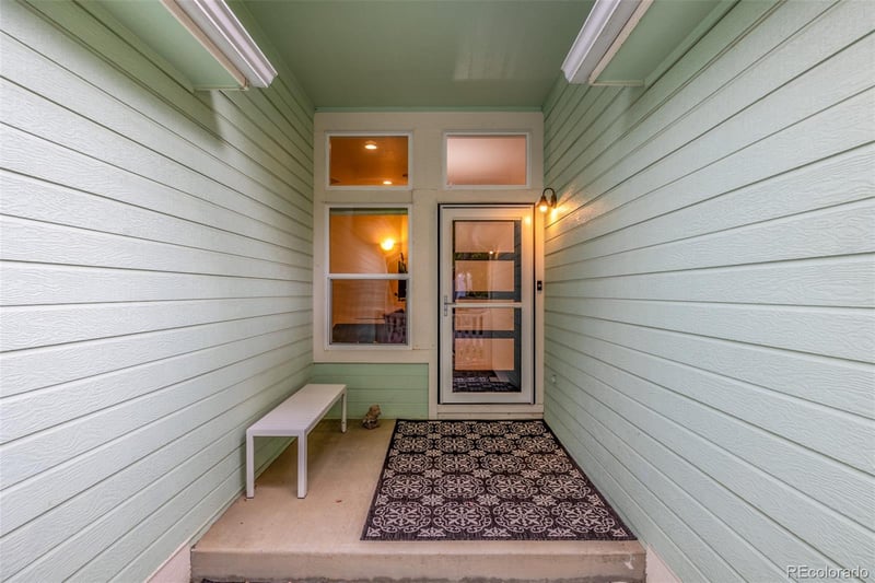 109 Overland Ct, Lafayette, CO 80026