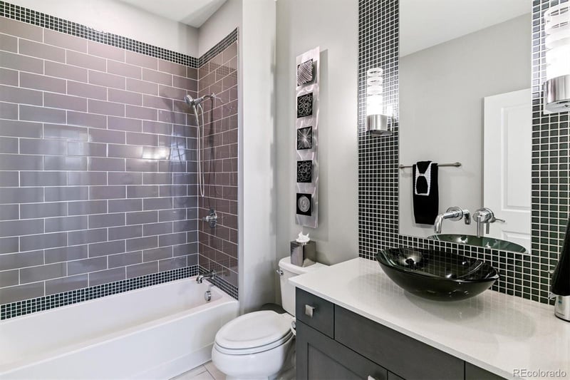 2428 Clarkson St, Denver, CO 80205