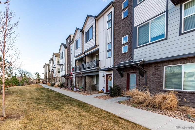 12181 57th Dr, Arvada, CO 80002