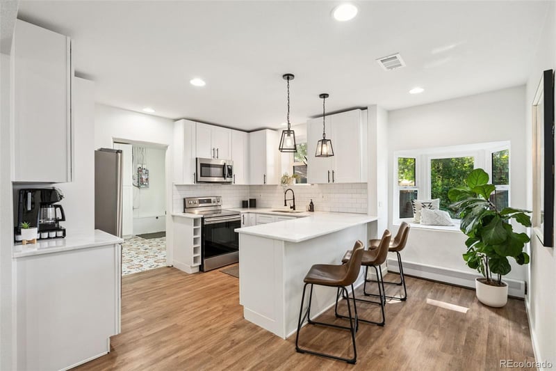 1600 Balsam St, Lakewood, CO 80214
