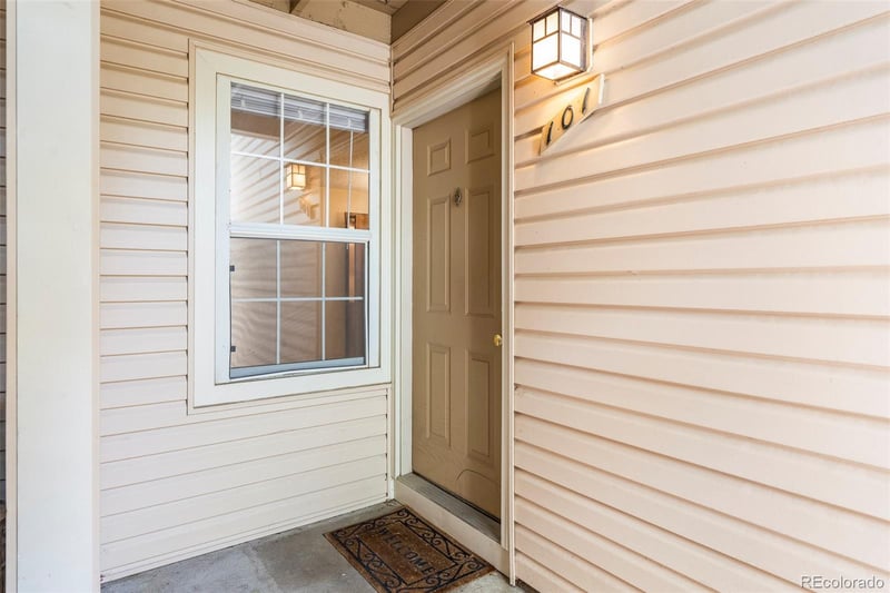 995 Miller St #101, Lakewood, CO 80226