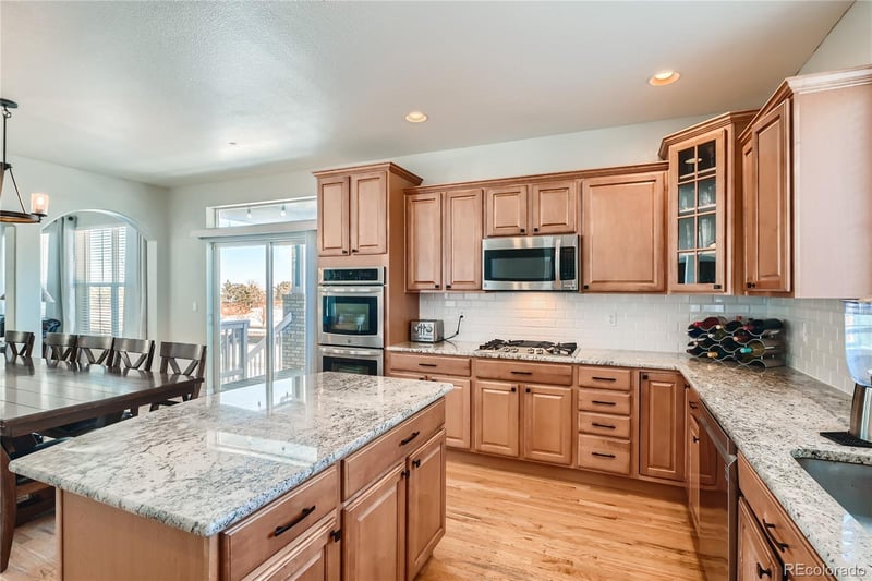 6250 Newbern Way, Aurora, CO 80016