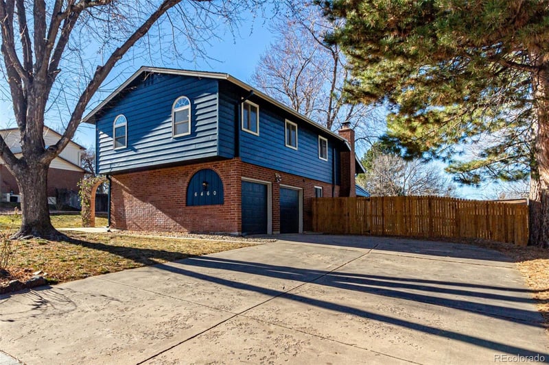 6460 Maplewood Ave, Centennial, CO 80111