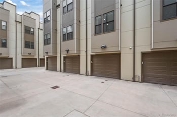 2200 Tremont Pl #5, Denver, CO 80205