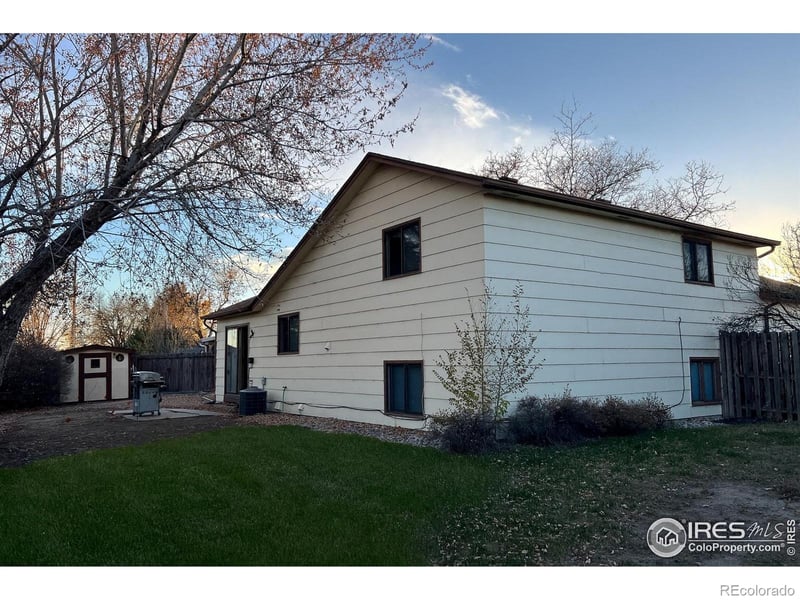 630 Peach Tree Pl, Loveland, CO 80538