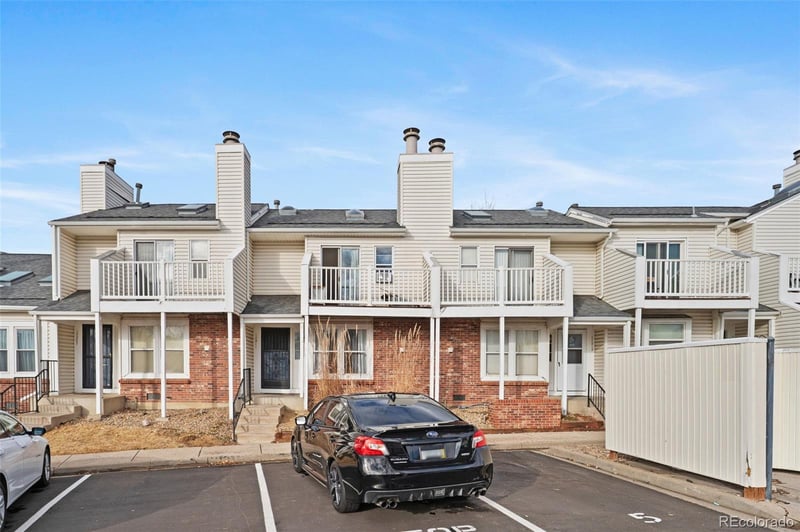 17211 Ford Dr, Aurora, CO 80017