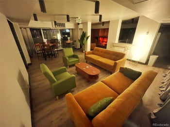 1121 Albion St #305, Denver, CO 80220