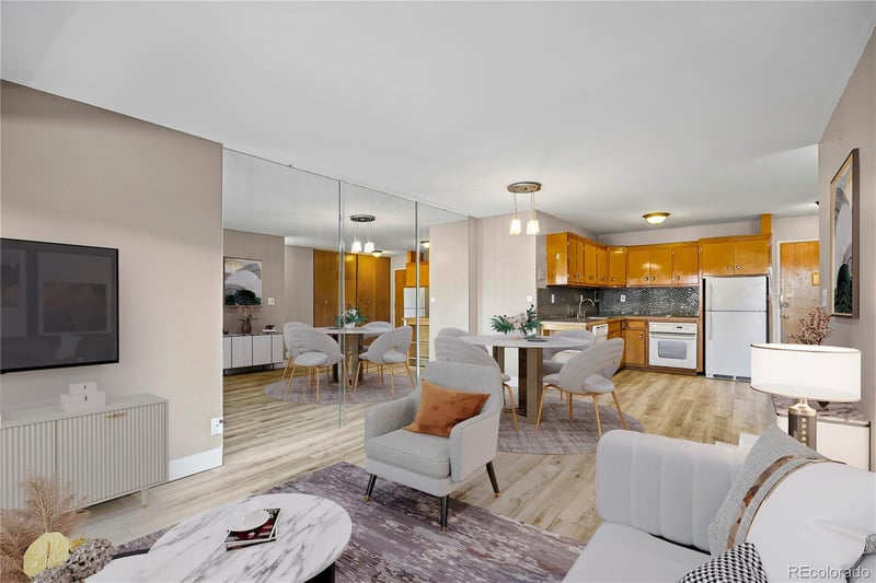 1121 Albion St #305, Denver, CO 80220