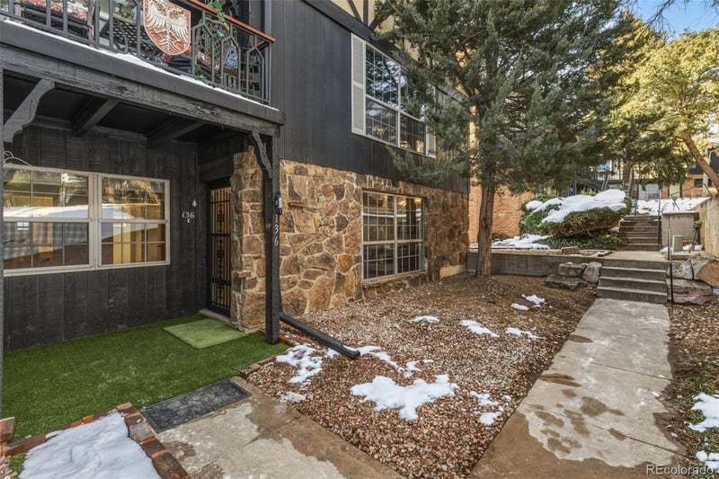 2902 Airport Rd #136, Colorado Springs, CO 80910
