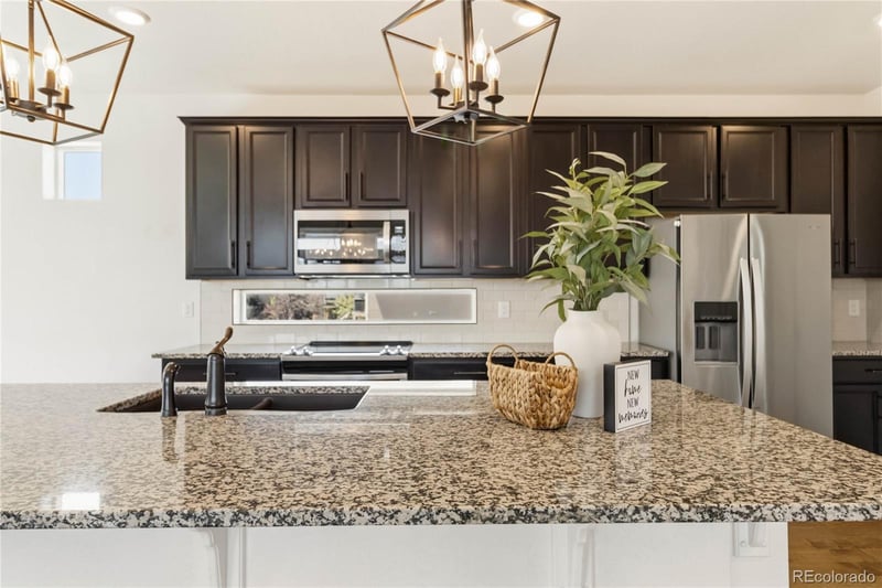 26248 E Maple Dr, Aurora, CO 80018