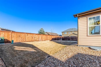 25167 E Ellsworth Pl, Aurora, CO 80018