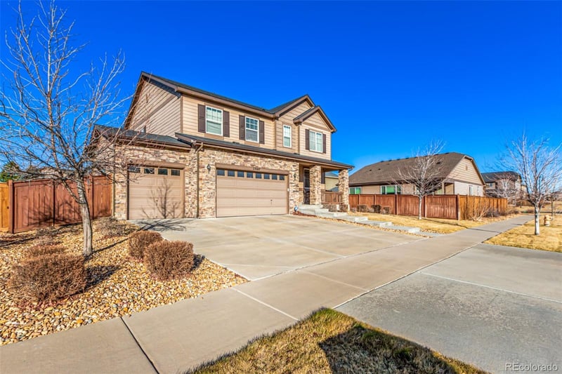 25167 Ellsworth Pl, Aurora, CO 80018