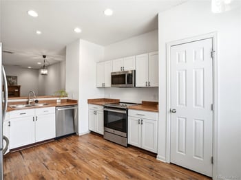 12770 Ivanhoe St, Thornton, CO 80602