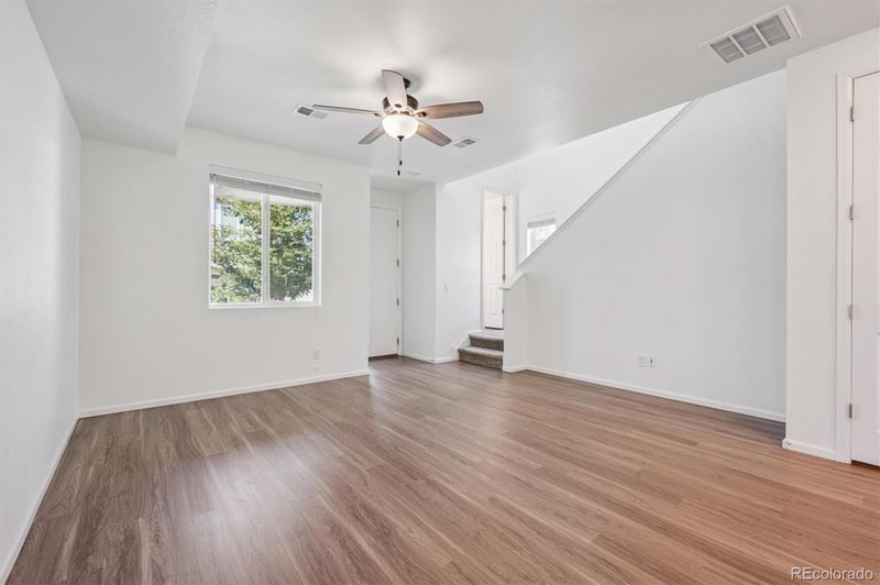 23627 5th Pl, Aurora, CO 80018