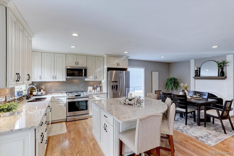 11964 Stanford Dr, Morrison, CO 80465