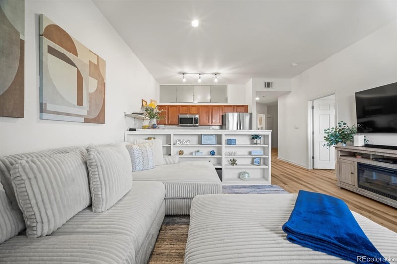 15475 Andrews Dr #307, Denver, CO 80239