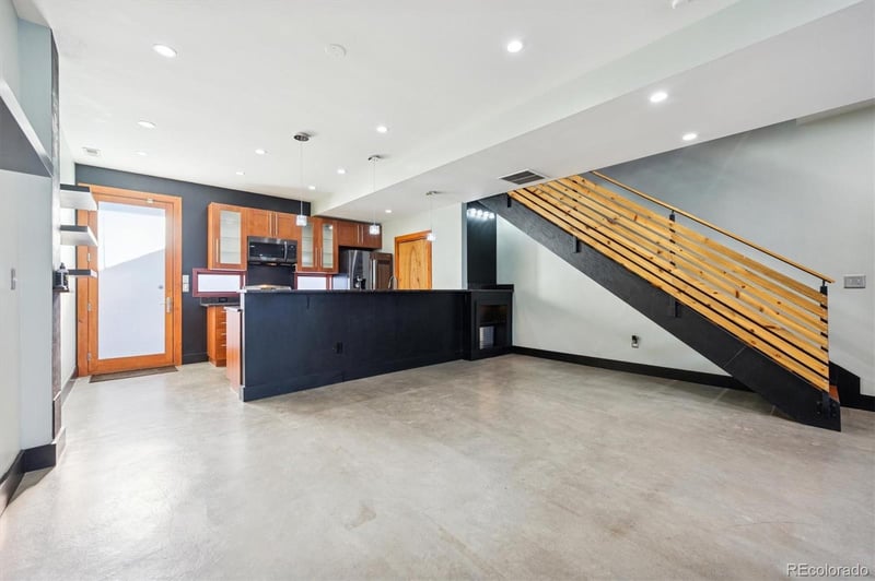 1544 Zenobia St #103, Denver, CO 80204