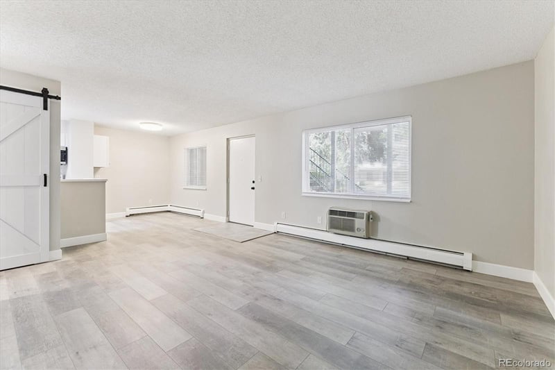 2225 Jasmine St #102, Denver, CO 80222