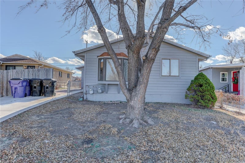 3174 W Center Ave, Denver, CO 80219