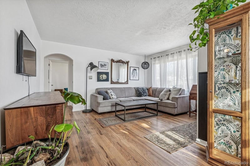 2325 Ironton St, Aurora, CO 80010