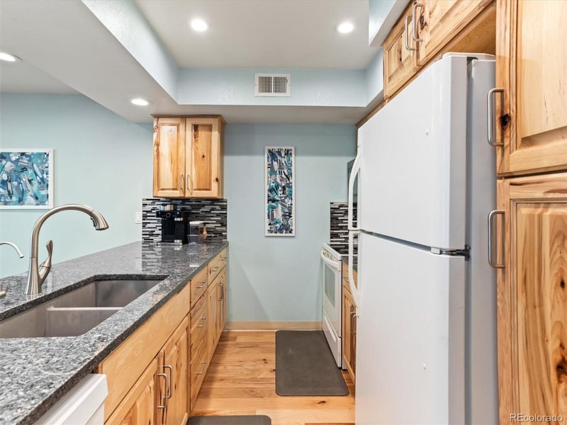 4301 S Pierce St #2D, Denver, CO 80123