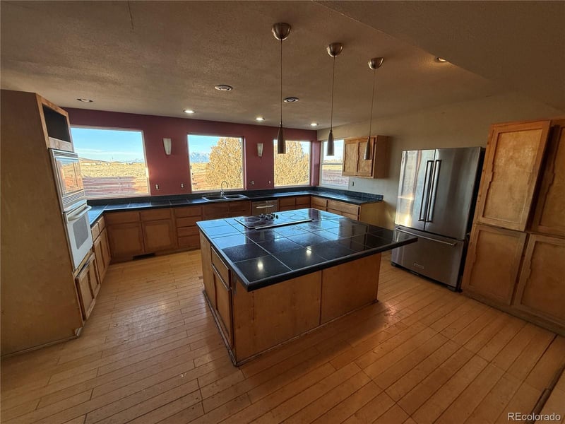 213 Flores St, Sanford, CO 81151