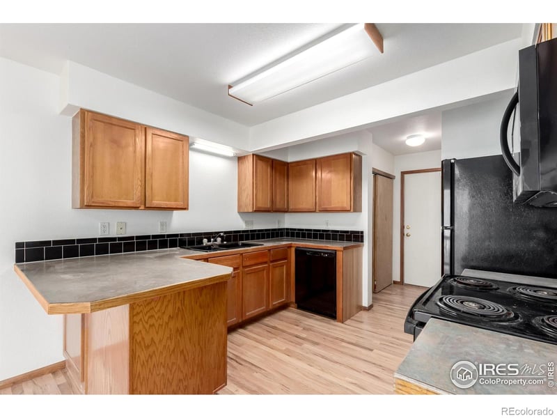 1004 Winona Cir, Loveland, CO 80537