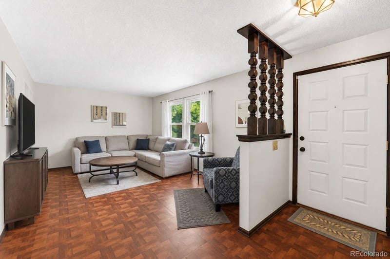 1551 Dawson St, Aurora, CO 80012